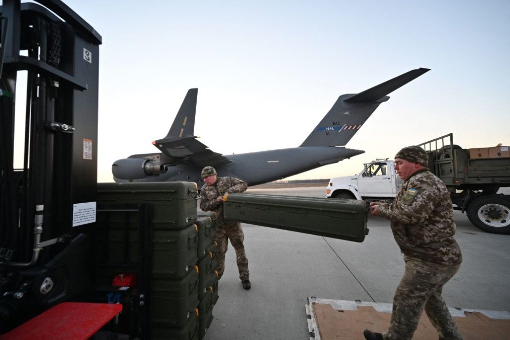 Servicemen of Ukrainian Military Forces move US made FIM-and the other military assistance shipped from Lithuania to Boryspil Airport in Kyiv on February 13, 2022. (Source: Getty Images)