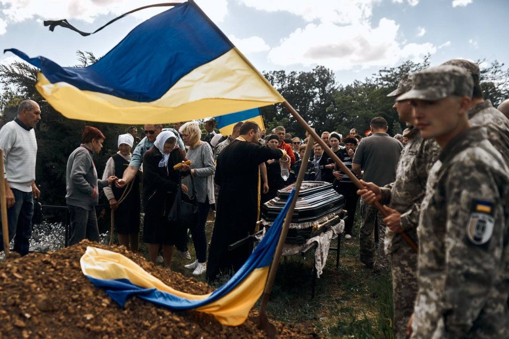 Russia Accused of Executing Ukrainian Soldiers During or After Attempts to Surrender