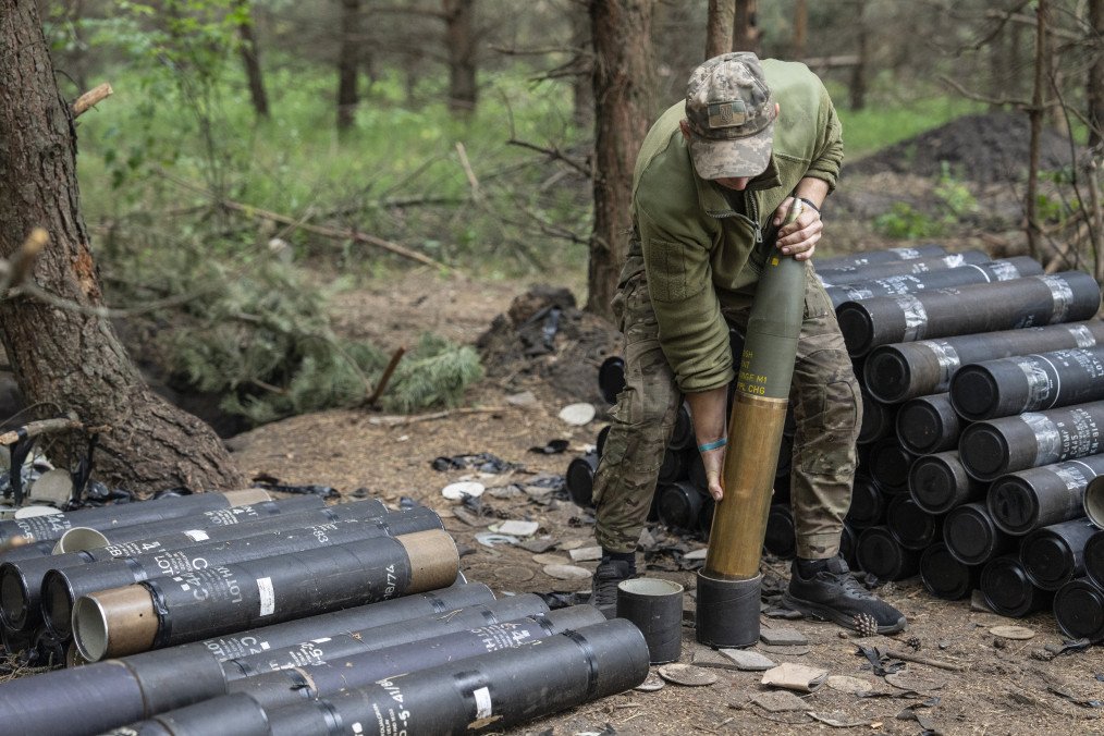 Netherlands Pledges €271 Million for Artillery Ammunition Supply to Ukraine