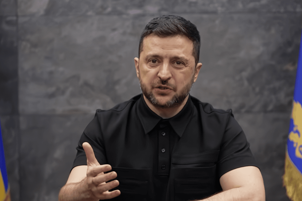 Russia’s Nuclear Threat Is “Madness,” Says Zelenskyy