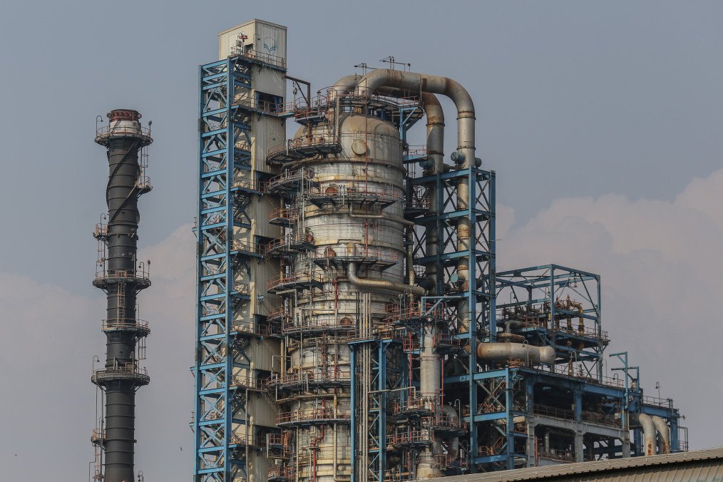 Rusia ofrece a India un descuento de 5 dólares por barril para mantener el flujo de exportaciones de petróleo rusia news rusia noticias petróleo ruso ucrania guerra india estados unidos donald trump