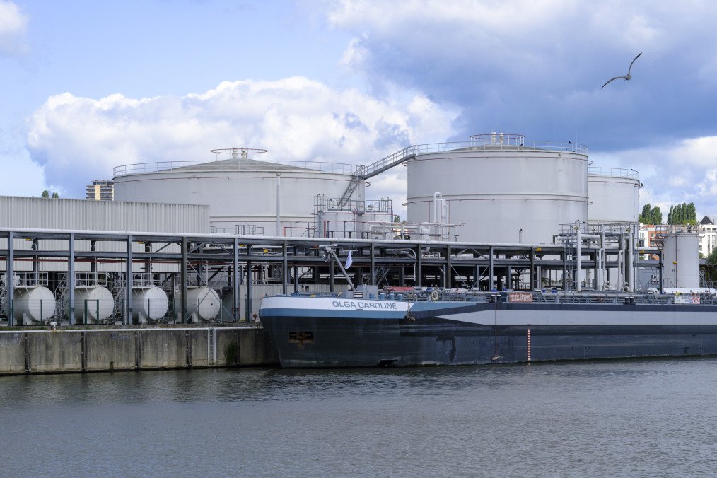 Crimea Imposes Fuel Price Caps as Gasoline Prices Spike Up to 20% The Russian multinational energy corporation Lukoil depot. (Source: Getty Images)
