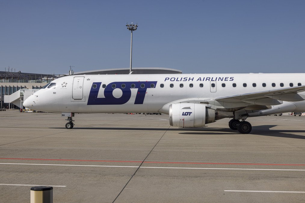 First Polish Evacuation Flight From Israel Arrives in Warsaw With Ukrainians on Board First Polish Evacuation Flight From Israel Arrives in Warsaw With Ukrainians on Board