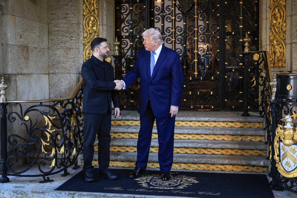 US President Donald Trump greets Ukrainian President Volodymyr Zelenskyy at his Mar-a-Lago club on December 28, 2025, in Palm Beach, Florida. (Source: Getty Images) US President Donald Trump greets Ukrainian President Volodymyr Zelenskyy at his Mar-a-Lago club on December 28, 2025, in Palm Beach, Florida. (Source: Getty Images)