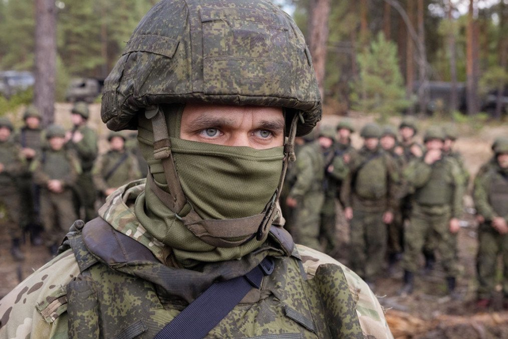 Russia Deploys Reservists to Guard Oil Refineries and Power Plants from Drone Attacks Russia Deploys Reservists to Guard Oil Refineries and Power Plants from Drone Attacks