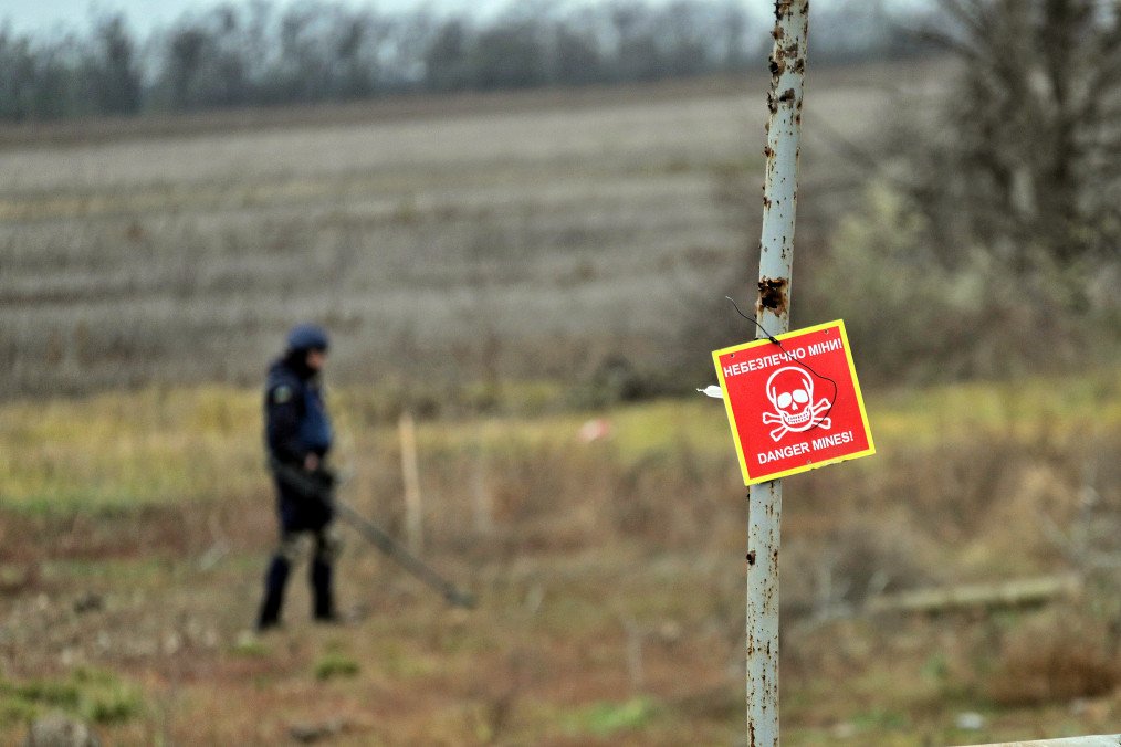 Biden Greenlights Supply of US Land Mines for Ukraine