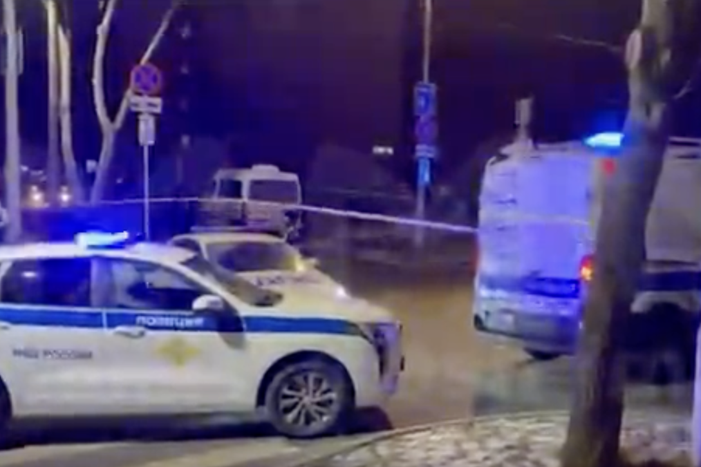 Two officers of Russia’s Interior Ministry were killed overnight on December 24 in Moscow, Russia. (Source: Mash)