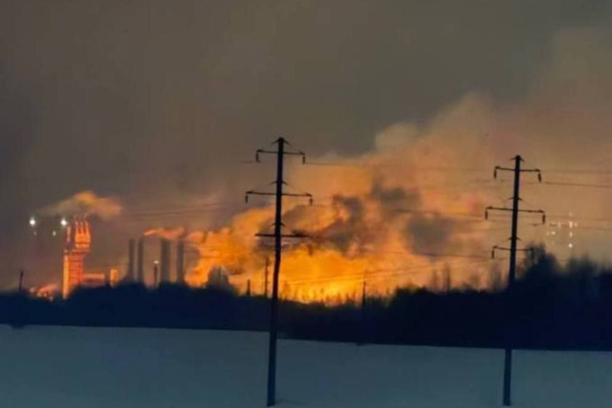 Fire Erupts at Russian Chemical Plant Linked to Explosives Production ...