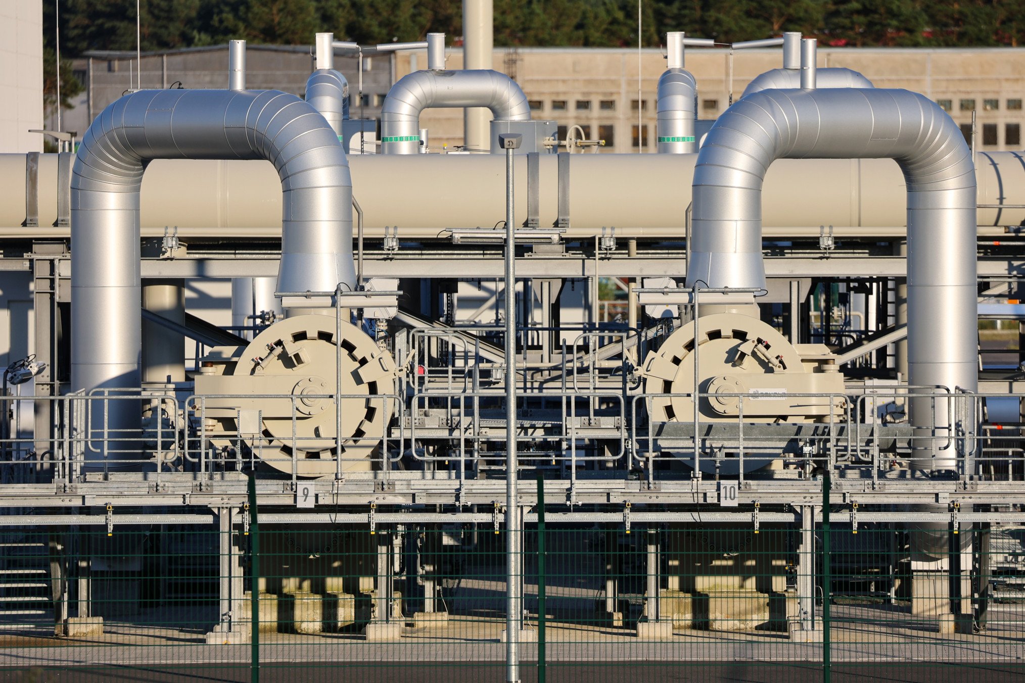 Europe Finds Alternatives as Dependence on Russian Gas Declines