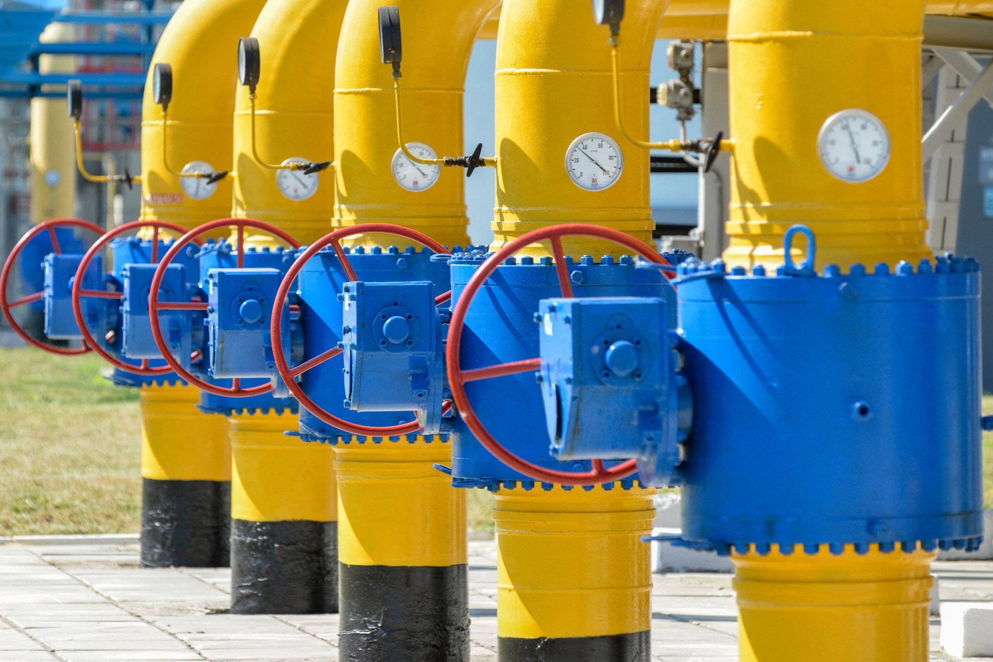 Ukraine to Import 1 Billion Cubic Meters of US LNG in 2026 via Poland ...