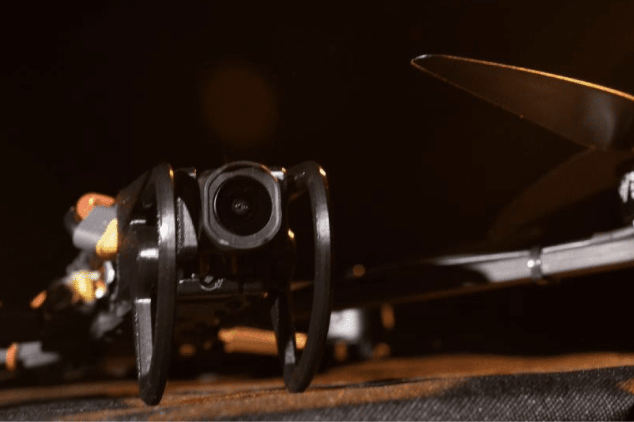 El dron interceptor AIR Pro de Ucrania mejora la defensa contra drones ...