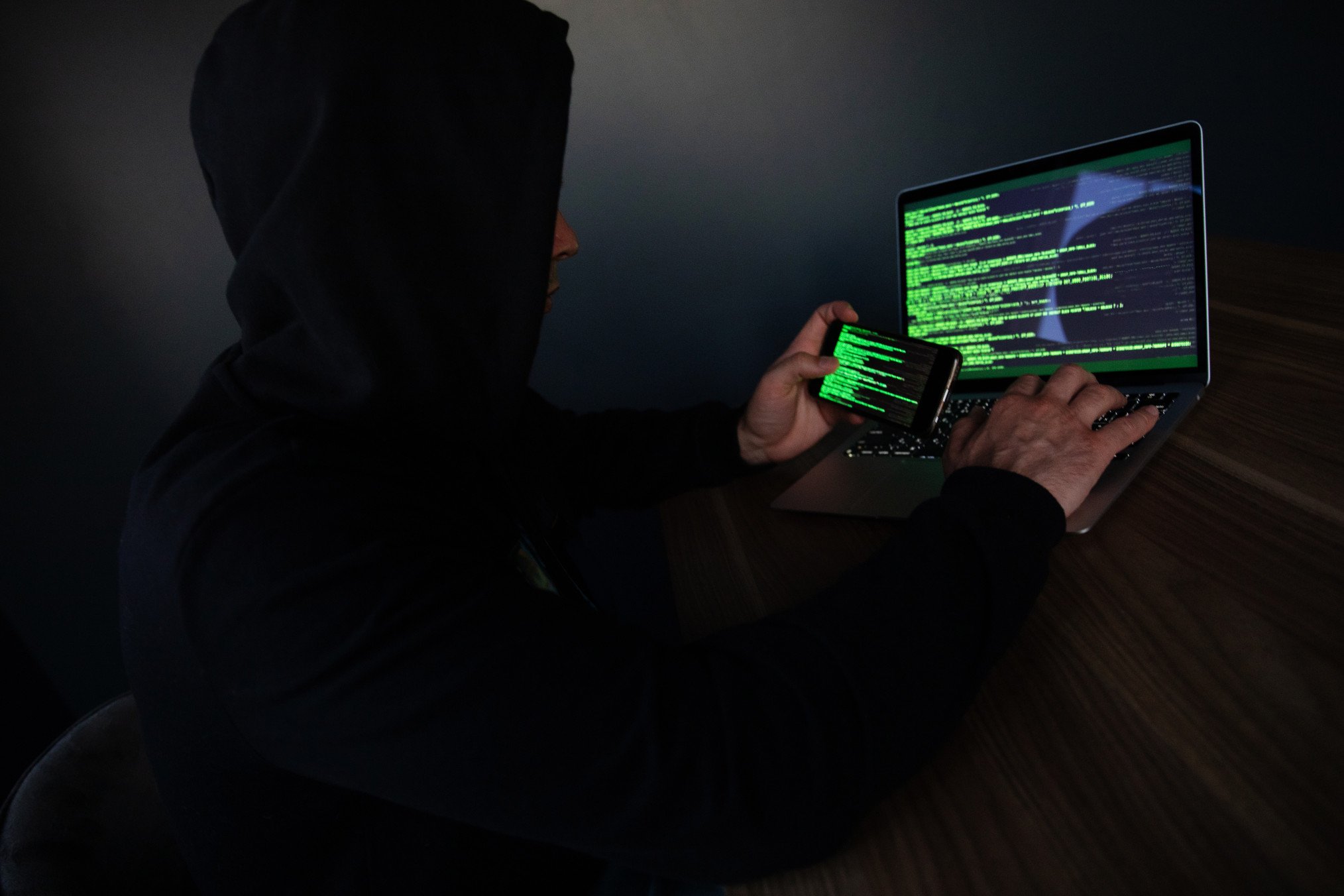 Hackers Break Into Russian TV on Independence Day to Air Footage of War ...
