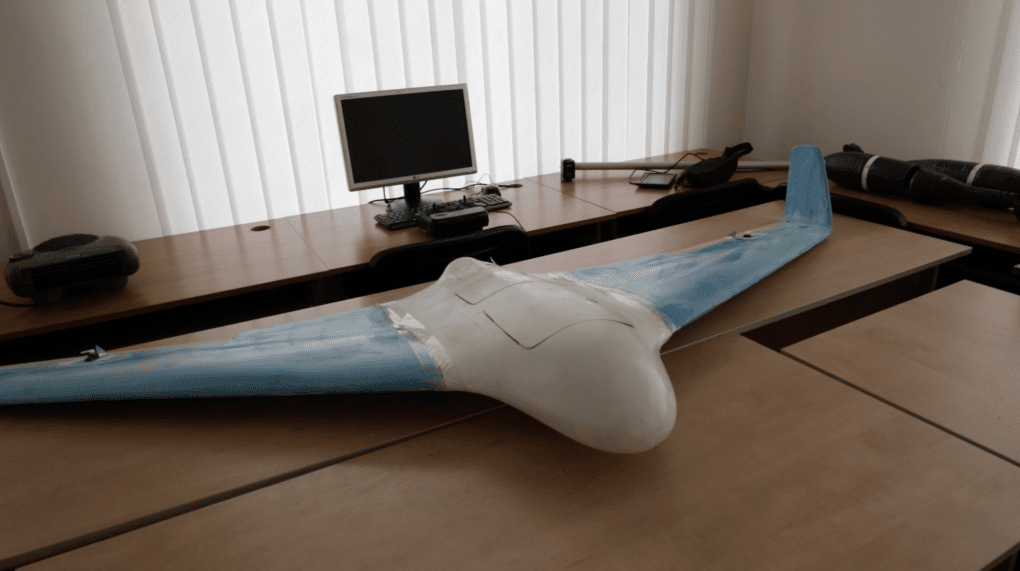 Un dron expuesto durante una conferencia del Flight Club, Kiev, Ucrania. (Foto: Louis Beaudemont/UNITED24 Media) Un dron expuesto durante una conferencia del Flight Club, Kiev, Ucrania. (Foto: Louis Beaudemont/UNITED24 Media)