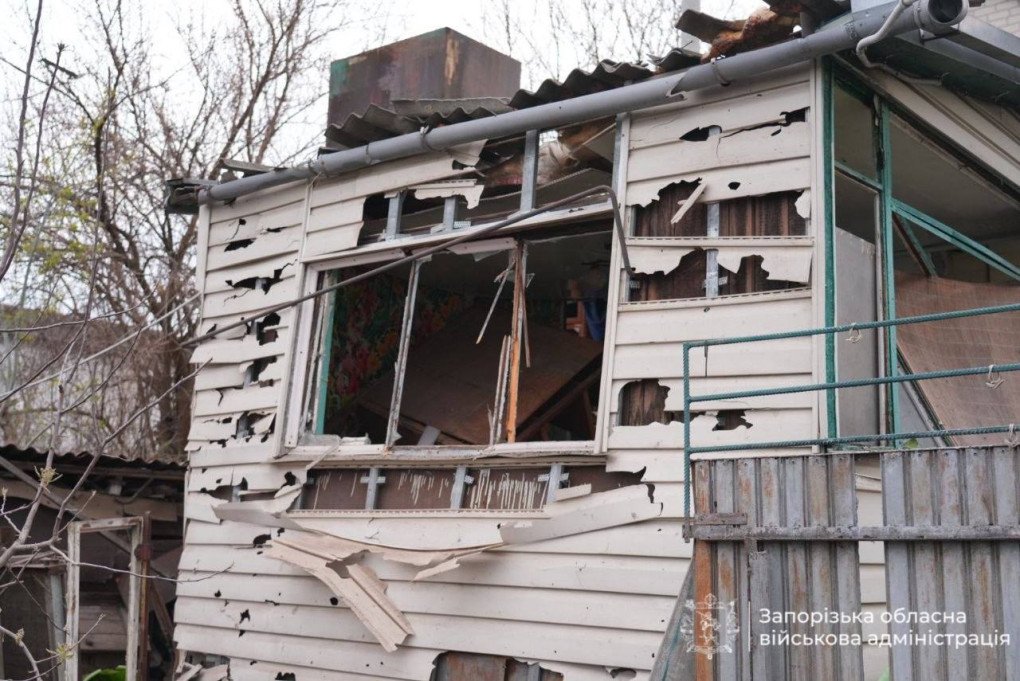 A structure with its roof and walls collapsed, resulting from the Russian attack on April 9, 2026. (Source: Zaporizhzhia Regional Military Administration) A structure with its roof and walls collapsed, resulting from the Russian attack on April 9, 2026. (Source: Zaporizhzhia Regional Military Administration)