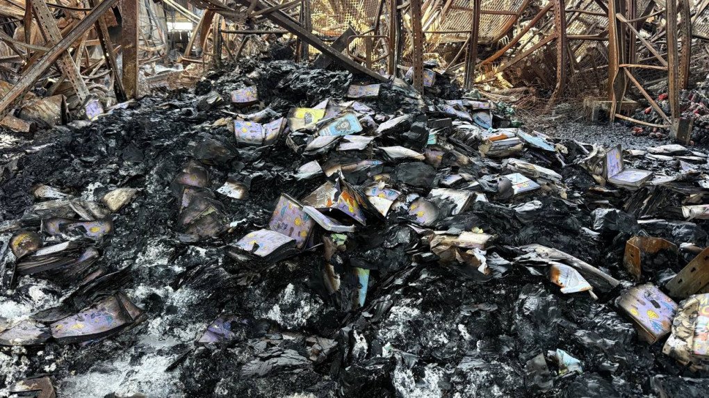 The aftermath of the Russian attack on the warehouse in the Kyiv region where books from various publishers were stored on August 28, 2026. (Source: Readeat Publishing House Press Center) The aftermath of the Russian attack on the warehouse in the Kyiv region where books from various publishers were stored on August 28, 2026. (Source: Readeat Publishing House Press Center)