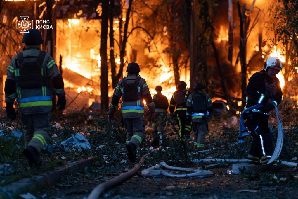 Firefighters during the aftermath of a massive Russian combined strike on Kyiv, July 4, 2025. (Source: SES) Firefighters during the aftermath of a massive Russian combined strike on Kyiv, July 4, 2025. (Source: SES)
