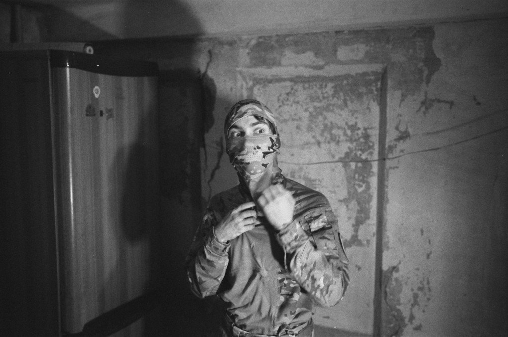 Infantryman “Rock” prepares to search for three missing soldiers who have lost communication with their command post. Rubizh Brigade, eastern Ukraine. (Photo: Joshua Olley / UNITED24 Media) Infantryman “Rock” prepares to search for three missing soldiers who have lost communication with their command post. Rubizh Brigade, eastern Ukraine. (Photo: Joshua Olley / UNITED24 Media)
