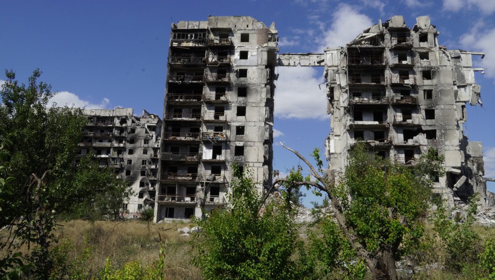 general view of damage of the buildings as Russia-Ukraine war continues in Mariupol, Ukraine on September 08, 2022. (Source: Getty Images) general view of damage of the buildings as Russia-Ukraine war continues in Mariupol, Ukraine on September 08, 2022. (Source: Getty Images)