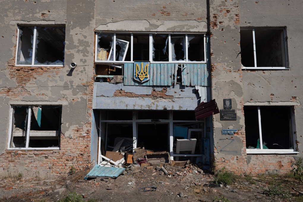 Destroyed houses in Hrakove. (Photo: Vic Bakin/UNITED24 Media) Destroyed houses in Hrakove. (Photo: Vic Bakin/UNITED24 Media)