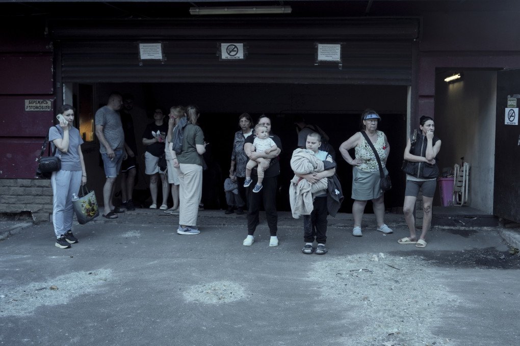 Residents stand outside after Russian missiles struck residential areas and infrastructure in Kyiv. (Source: Lucile Brizard/UNITED24 Media) Residents stand outside after Russian missiles struck residential areas and infrastructure in Kyiv. (Source: Lucile Brizard/UNITED24 Media)
