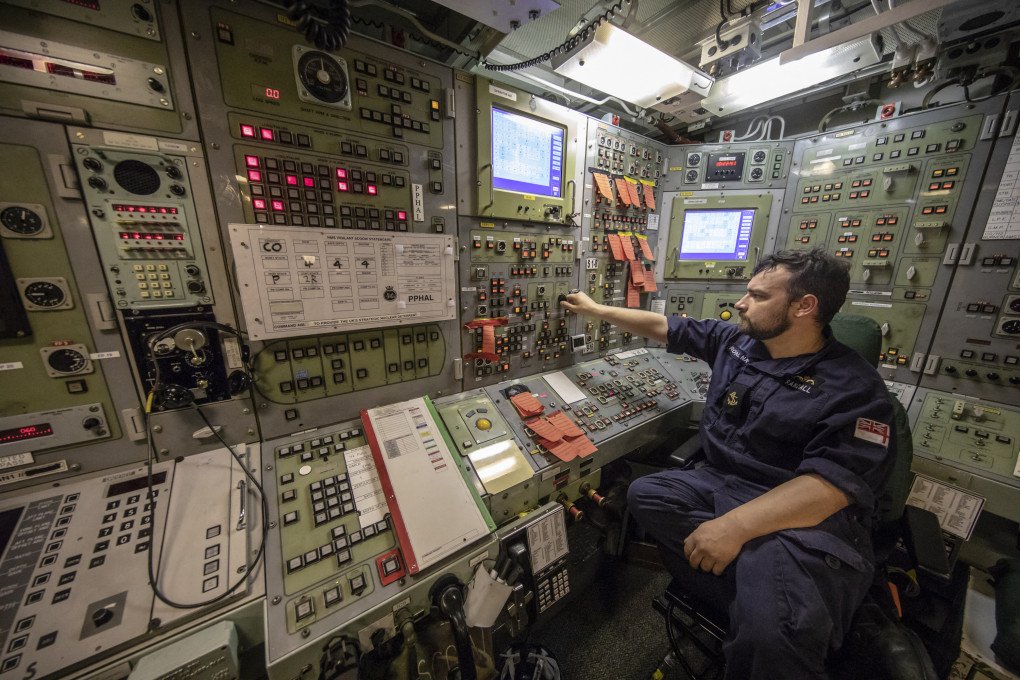 Chris Randall in the control room of HMS Vigilant, one of the UK’s nuclear submarines, during a 2019 tour marking 50 years of continuous at-sea deterrence. (Photo: James Glossop via Getty Images) Chris Randall in the control room of HMS Vigilant, one of the UK’s nuclear submarines, during a 2019 tour marking 50 years of continuous at-sea deterrence. (Photo: James Glossop via Getty Images)