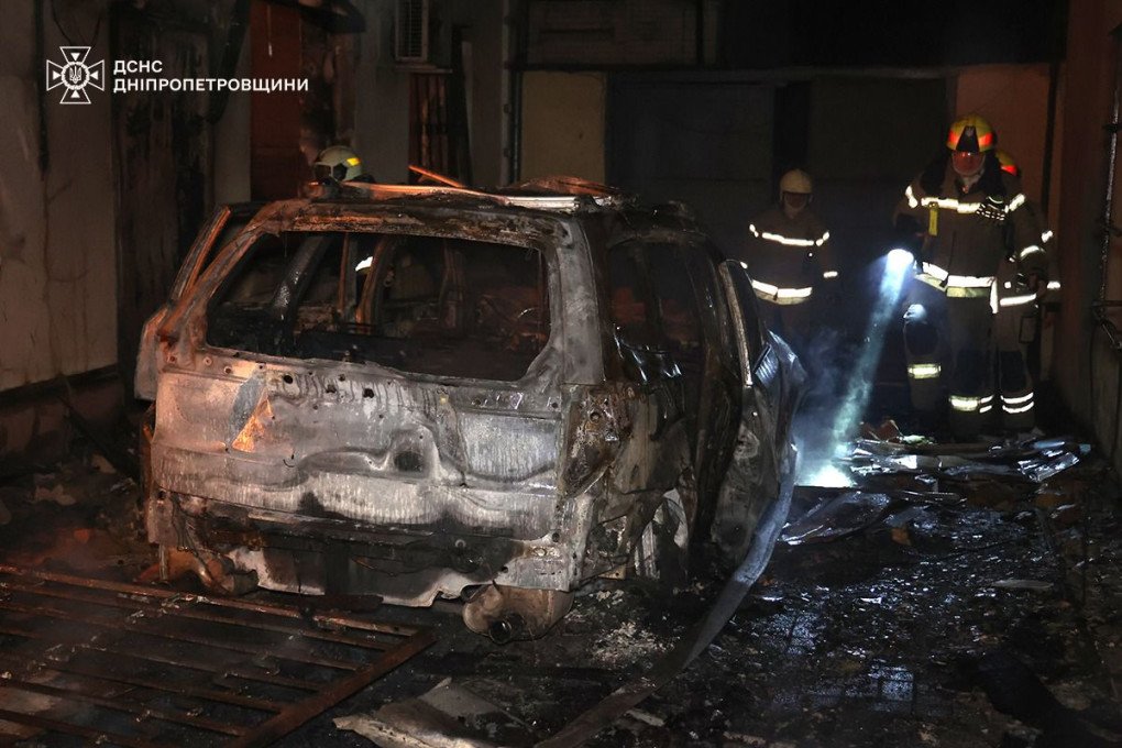 Un vehículo y un garaje fueron destruidos por un ataque con un dron ruso en la región de Dnipropetrovsk. (Fuente: Servicio Estatal de Emergencias) Un vehículo y un garaje fueron destruidos por un ataque con un dron ruso en la región de Dnipropetrovsk. (Fuente: Servicio Estatal de Emergencias)