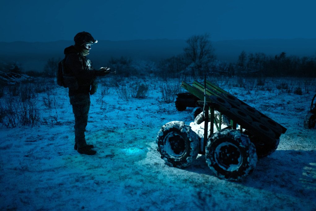 Platoon operator during the withdrawal of UGVs. Photo: Alina Andreeva.