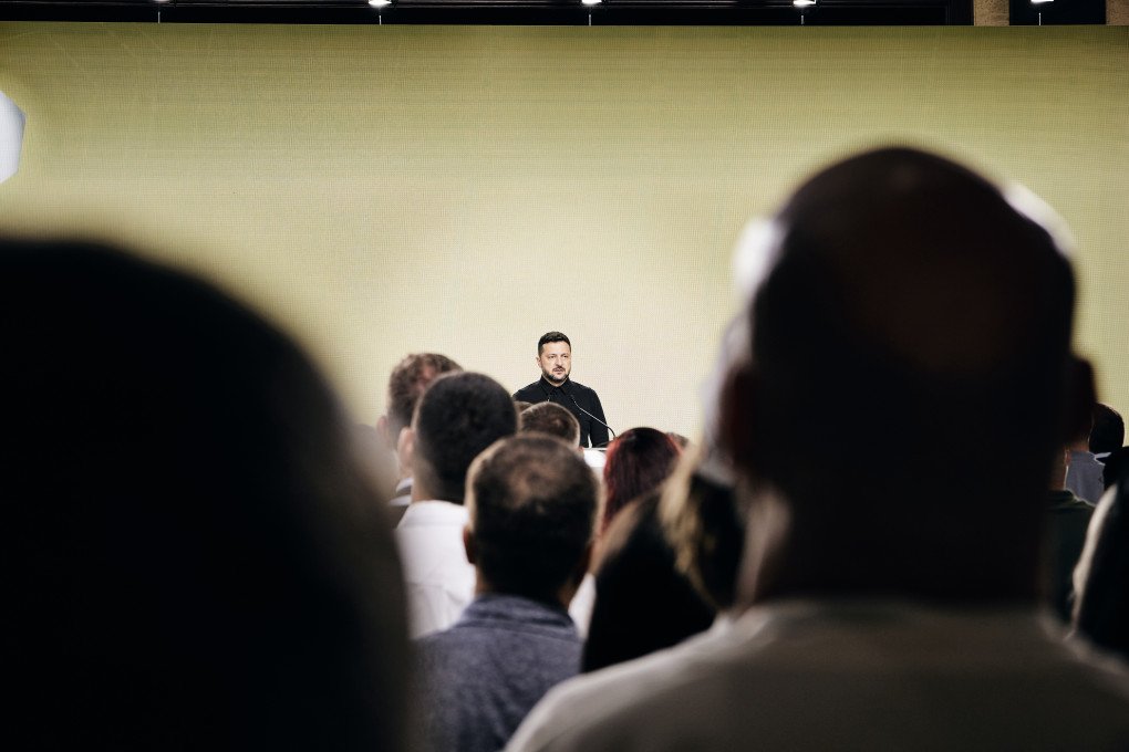 President Volodymyr Zelenskyy speaks at the 9th International Veterans Forum in Kyiv on August 22, 2026. (Photo: UNITED24 Media/Louis Beaudemont) President Volodymyr Zelenskyy speaks at the 9th International Veterans Forum in Kyiv on August 22, 2026. (Photo: UNITED24 Media/Louis Beaudemont)