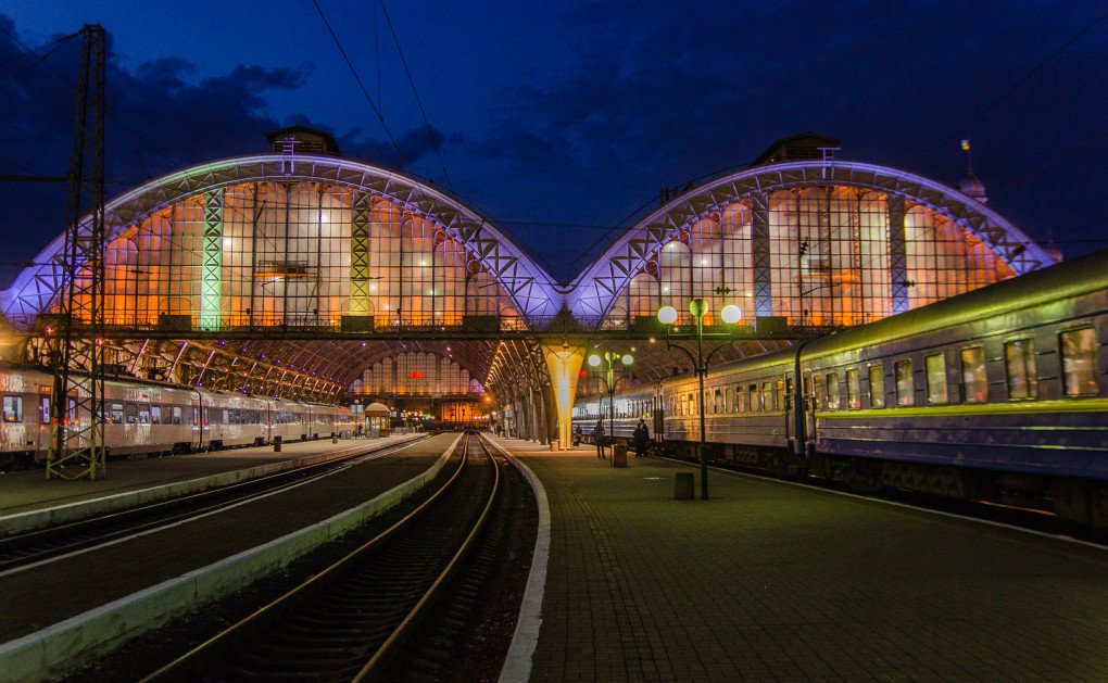 Passenger platform at night on railway station in Lviv, Ukraine. (Source: Getty Images) Passenger platform at night on railway station in Lviv, Ukraine. (Source: Getty Images)
