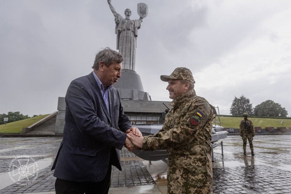 In a symbolic gesture, the SBU transferred a Sea Baby drone to Ukraine’s National Museum of WWII History. (Source: SBU) In a symbolic gesture, the SBU transferred a Sea Baby drone to Ukraine’s National Museum of WWII History. (Source: SBU)