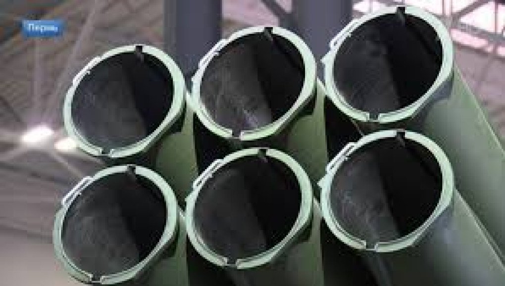 Six launch tubes for 300mm rockets on the Sarma MLRS, September 2025. (Photo: Channel One Russia)