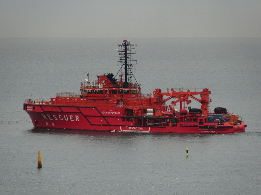 The Russian Project MPSV07 multi-purpose support vessel, Spasatel Demidov, in Sochi, Black Sea, Krasnodar Krai, on 29 December 2016. This particular ship has Novorossiysk as a port of registry. (Photo: Wikimedia)