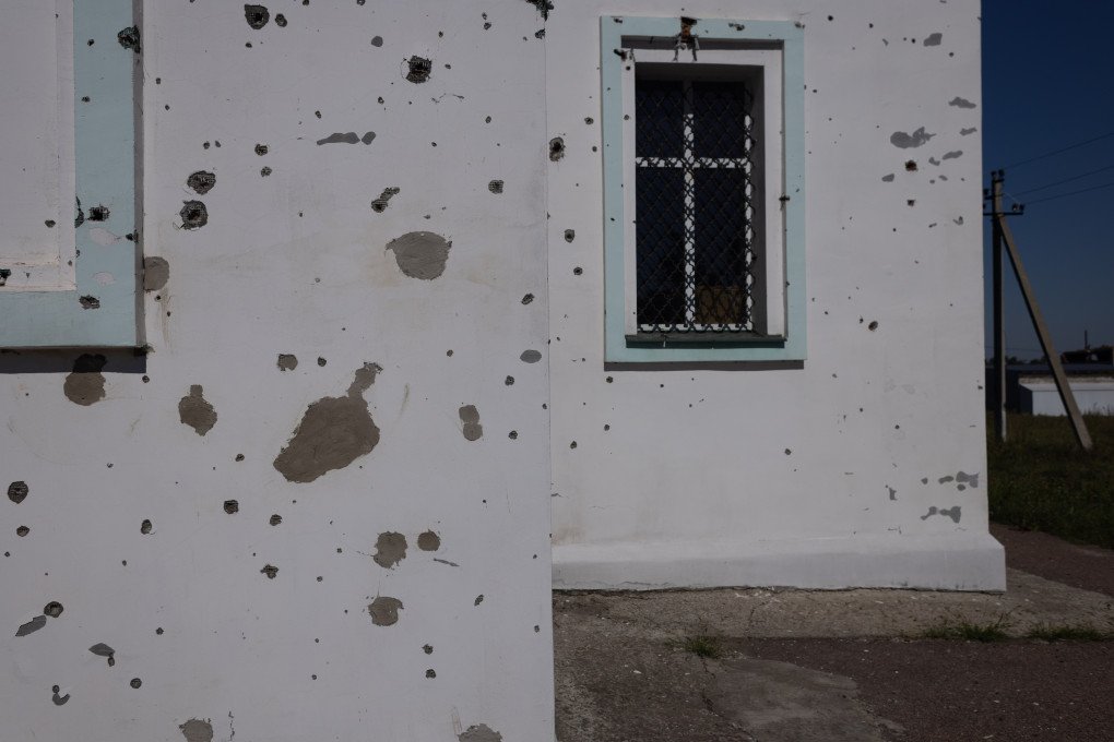 A damaged church in Hrakove with bullet holes in its walls. (Photo: Vic Bakin/UNITED24 Media) A damaged church in Hrakove with bullet holes in its walls. (Photo: Vic Bakin/UNITED24 Media)