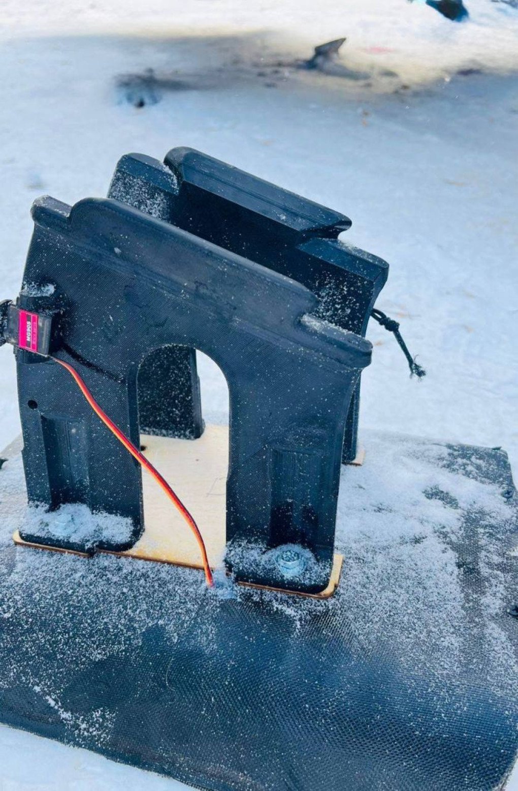 FPV drone mounting system, found on the downed Russian Gerbera decoy drone, February 3, 2026. (Source: Serhii Flash) FPV drone mounting system, found on the downed Russian Gerbera decoy drone, February 3, 2026. (Source: Serhii Flash)