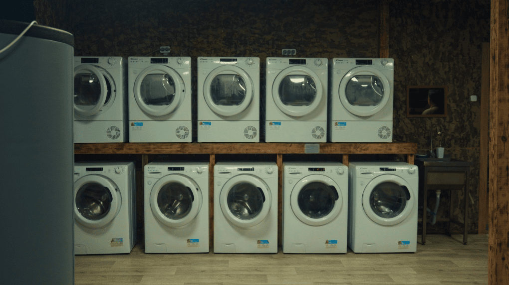 Lavadoras en el centro de formación. (Foto: Mykola Hrinenko / UNITED24 Media) Lavadoras en el centro de formación. (Foto: Mykola Hrinenko / UNITED24 Media)