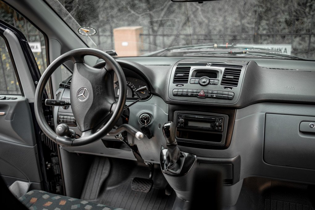 Shredder's car is fully manual. (Source: Artan)