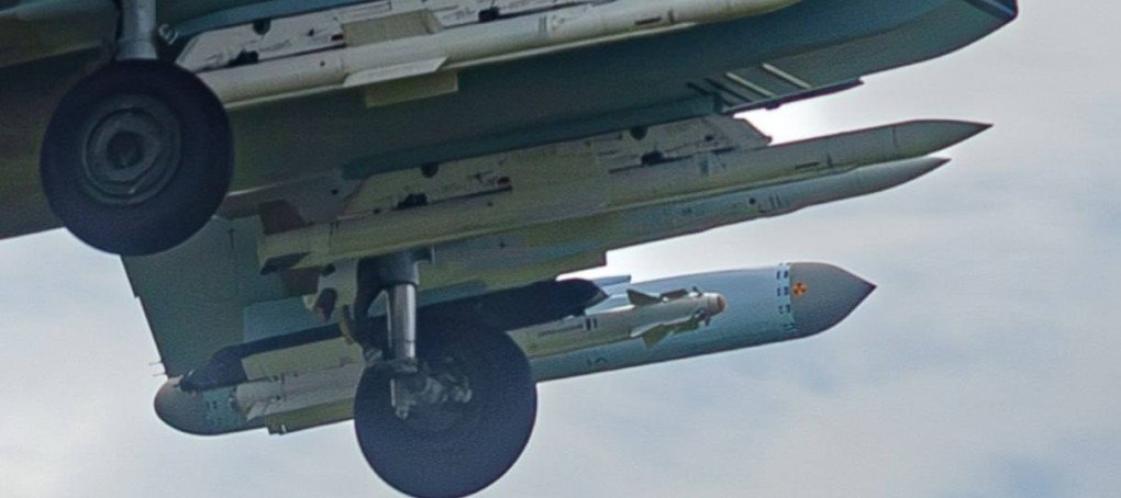 Russian K-77M or Izdelie 180 on a Su-35. (Source: Polkovnyk GSh/ Telegram) Russian K-77M or Izdelie 180 on a Su-35. (Source: Polkovnyk GSh/ Telegram)