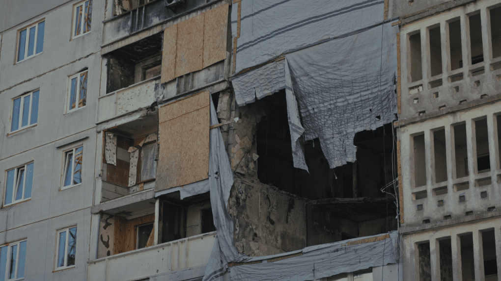 According to Kharkiv’s Mayor, nearly 90% of the buildings in Northern Saltivka were damaged or destroyed due to Russian attacks. Photo: UNITED24 Media According to Kharkiv’s Mayor, nearly 90% of the buildings in Northern Saltivka were damaged or destroyed due to Russian attacks. Photo: UNITED24 Media