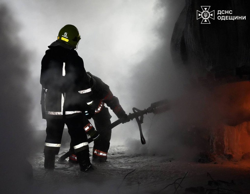 Aftermath of a Russian airstrike on Odesa, December 19, 2025. (Source: SES)