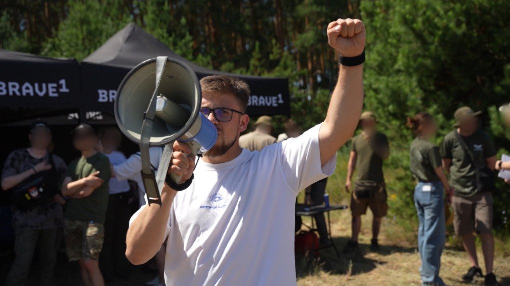 Denys Lohvynenko speaking the good word. Photo: Mykyta Shandyba/UNITED24 Media Denys Lohvynenko speaking the good word. Photo: Mykyta Shandyba/UNITED24 Media