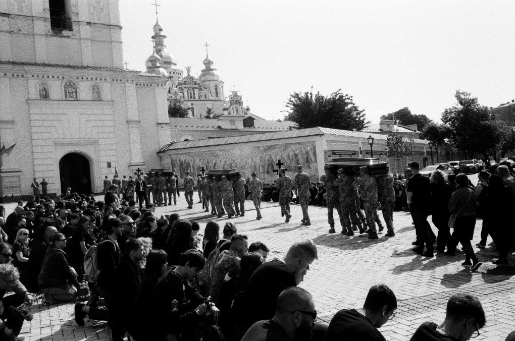 Funeral procession in Kyiv for Roma “Sova” Tarasiuk. Photo: Josh Olley
