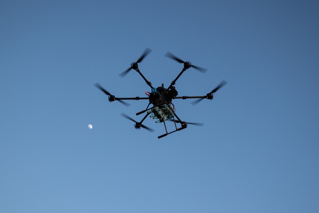 Drone ucraniano Vampire en vuelo en zona de entrenamiento el 8 de febrero de 2025, en la región de Donetsk, Ucrania. (Fuente: Getty Images) Drone ucraniano Vampire en vuelo en zona de entrenamiento el 8 de febrero de 2025, en la región de Donetsk, Ucrania. (Fuente: Getty Images)