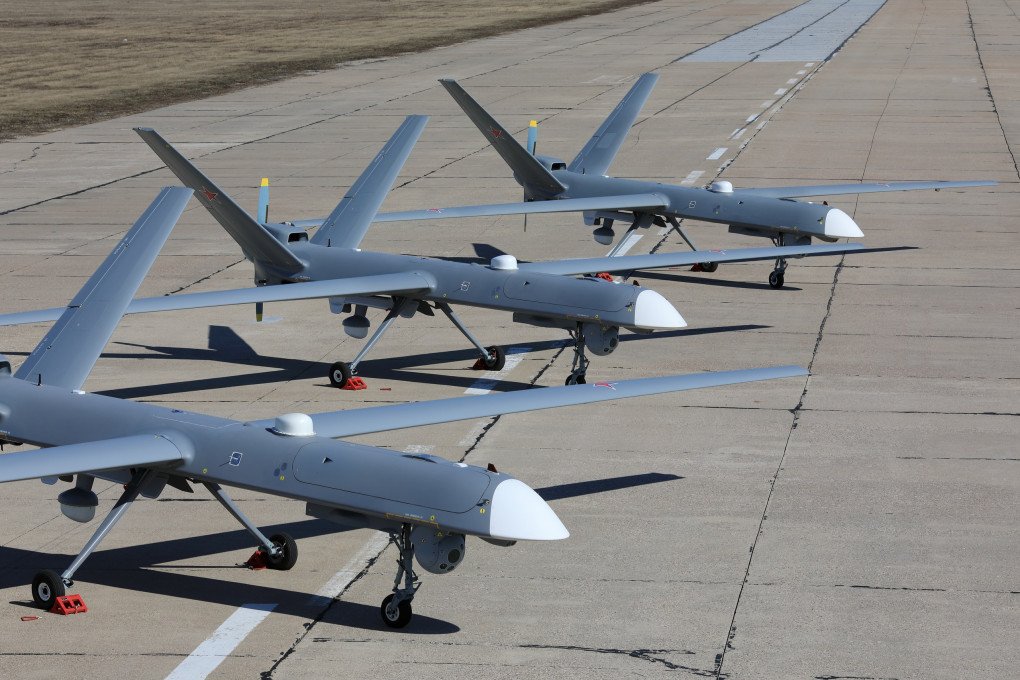 Russian Air Force Inokhodets (Orion) UAVs on the airfield. (Photo: open source)