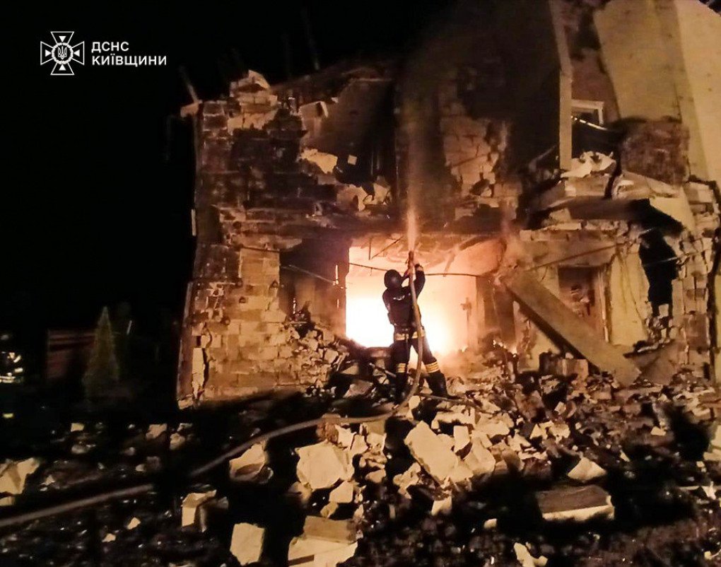 Aftermath of a combined Russian airstrike on the Kyiv region, October 30, 2025. (Source: SES) Aftermath of a combined Russian airstrike on the Kyiv region, October 30, 2025. (Source: SES)