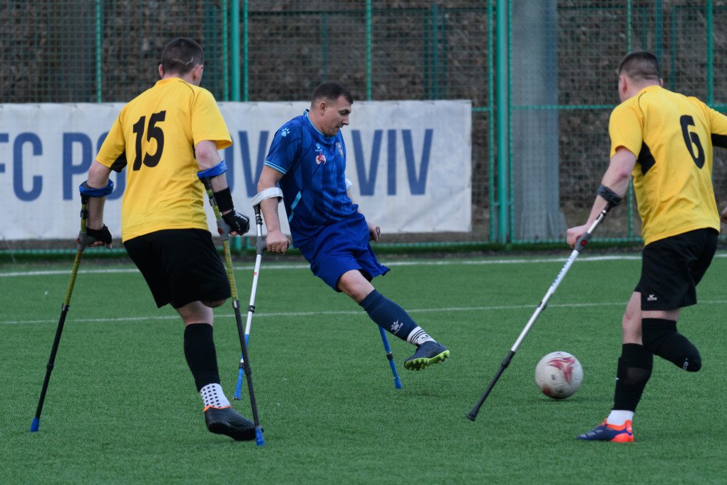 Amputee war veterans of FC Pokrova Lviv AMP (in blue) and League of Mighty combined amputee football team play a friendly football match at the Lviv stadium on March 8, 2025 in Lviv, Ukraine. (Source: Getty Images) Amputee war veterans of FC Pokrova Lviv AMP (in blue) and League of Mighty combined amputee football team play a friendly football match at the Lviv stadium on March 8, 2025 in Lviv, Ukraine. (Source: Getty Images)