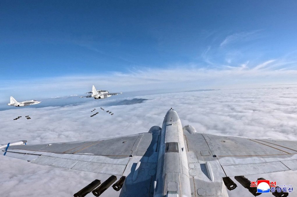 North Korean Su-25 conduct bombing training during during the tests of North Korea’s new air-to-air missile, on May 17, 2025. (Source: KCNA) North Korean Su-25 conduct bombing training during during the tests of North Korea’s new air-to-air missile, on May 17, 2025. (Source: KCNA)