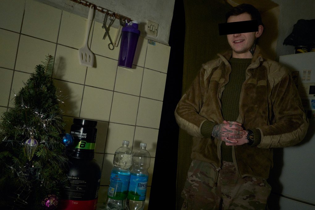 Jag stands in his kitchen. December 24, 2025. Izium region. Photo by Joshua Olley/UNITED24 Media. Jag stands in his kitchen. December 24, 2025. Izium region. Photo by Joshua Olley/UNITED24 Media.
