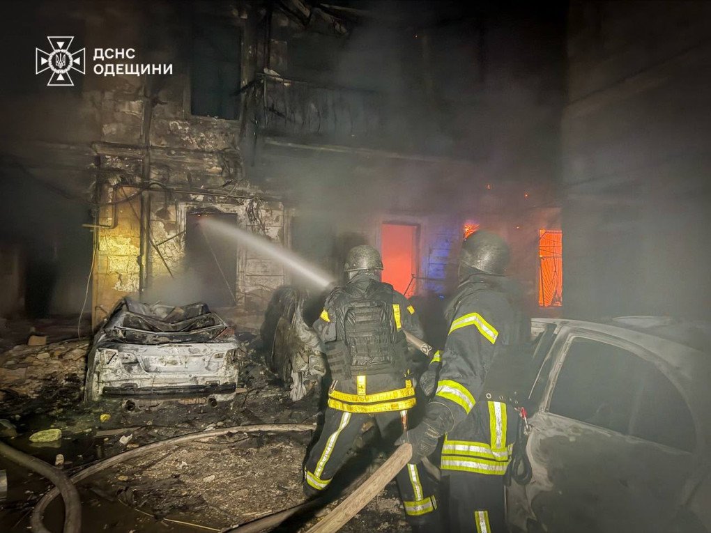 Firefighters extinguish a blaze following a Russian strike in Odesa on August 9, 2026. (Source: State Emergency Service of Ukraine) Firefighters extinguish a blaze following a Russian strike in Odesa on August 9, 2026. (Source: State Emergency Service of Ukraine)