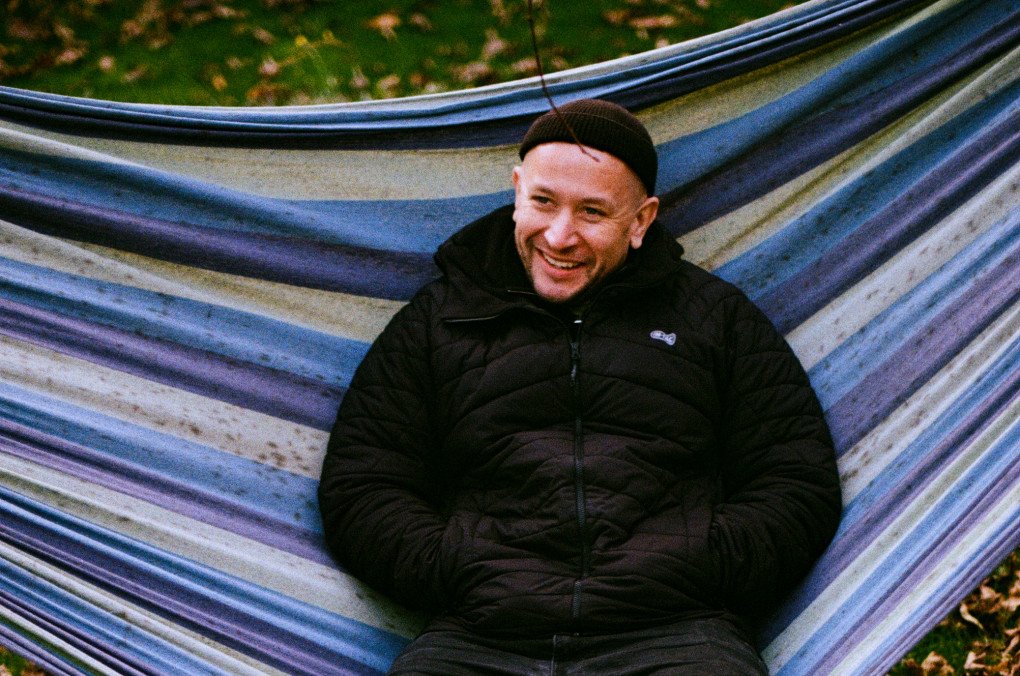 Ukrainian photographer Vladyslav Krasnoshchok, in his Kharkiv house-museum, November 28, 2025. (Source: Louis Beaudemont / UNITED24 Media)
