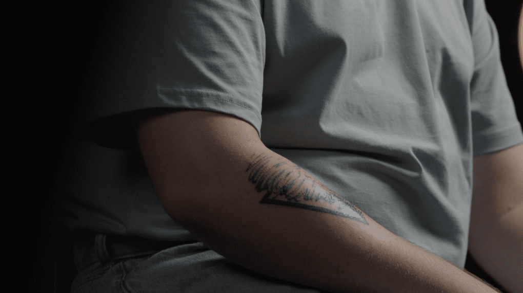 In a memory of his journey, Ivan got a tattoo on his hand—it was designed by one of his friends from Dnipro. Source: UNITED24 Media